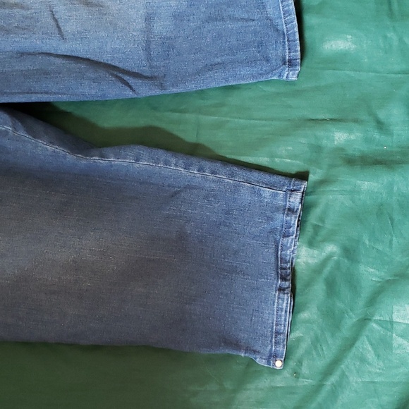 Gloria Vanderbilt Amanda Capri Jeans - Picture 4 of 11